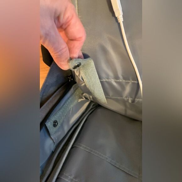 SLOTRA heavy duty laptop gray/black backpack - Picture 6 of 12